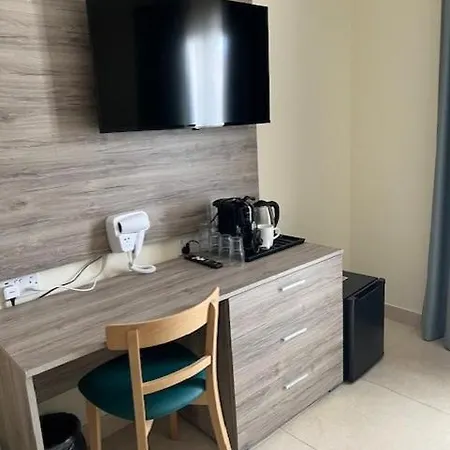 Euroclub Hotel 3*