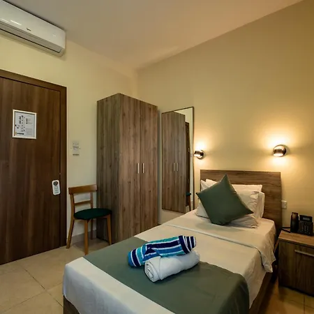 Euroclub Hotel 3*