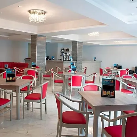 Euroclub فندق