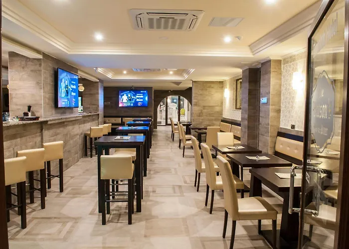 Euroclub 3* セント・ポールズ・ベイ