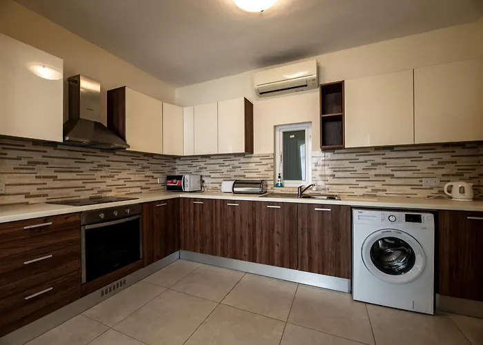 ホテル Euroclub セント・ポールズ・ベイ