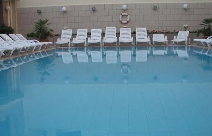 Euroclub 3* St. Paul's Bay